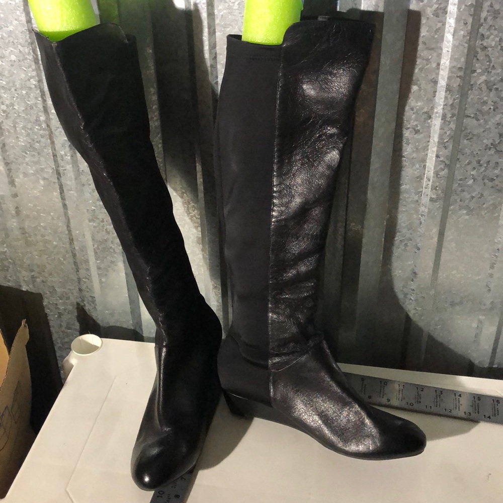 12/43 Jessica Simpson black heel pull on boots